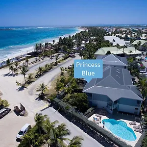  Tatil Evi Princess Blue, 3bdr, Front Deluxe, Orient Bay, Pool, Wifi 100 Mps